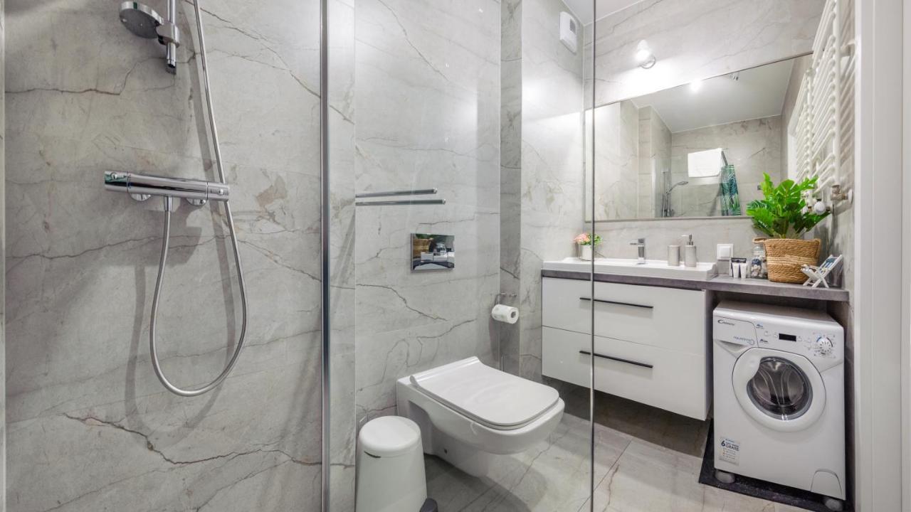 Apartament Blekitna Laguna Z Basenem - Ul Kasprowicza 20A - Holiday City Колобжег Екстер'єр фото